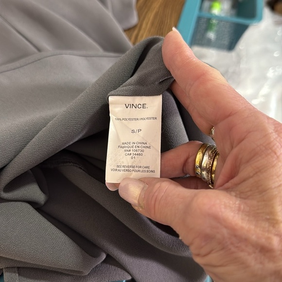 Vince Cap Sleeve Popover Shift Dress in Iron Gray Size Small - Picture 10 of 11